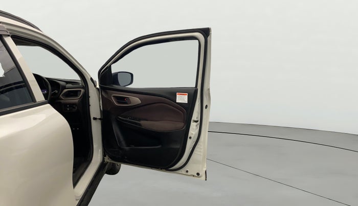 2024 Maruti FRONX SIGMA CNG 1.2 MT, CNG, Manual, 30,102 km, RHS Front Door