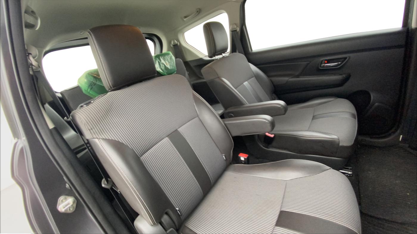 2022 Maruti XL6 ZETA MT, Petrol, Manual, 49,960 km, Right Side Rear Door Cabin