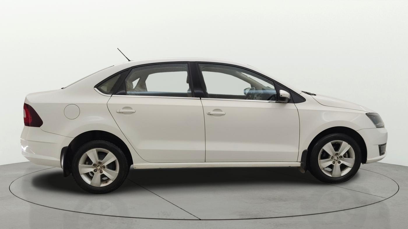 2020 Skoda Rapid AMBITION AT TSI, Petrol, Automatic, 27,715 km, Right Side View