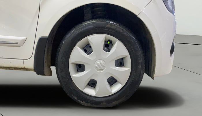 2022 Maruti New Wagon-R VXI 1.0, CNG, Manual, 33,179 km, Right Front Wheel