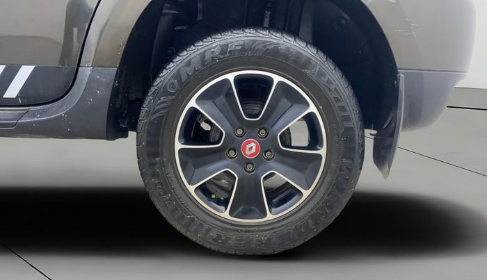 2017 Renault Duster RXS CVT, Petrol, Automatic, 39,419 km, Left Rear Wheel
