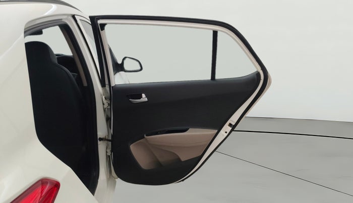 2015 Hyundai Grand i10 SPORTZ 1.2 KAPPA VTVT, Petrol, Manual, 42,040 km, RHS Rear Door