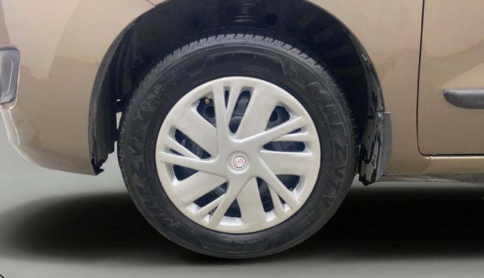 2014 Maruti Wagon R 1.0 VXI, Petrol, Manual, 55,241 km, Left Front Wheel