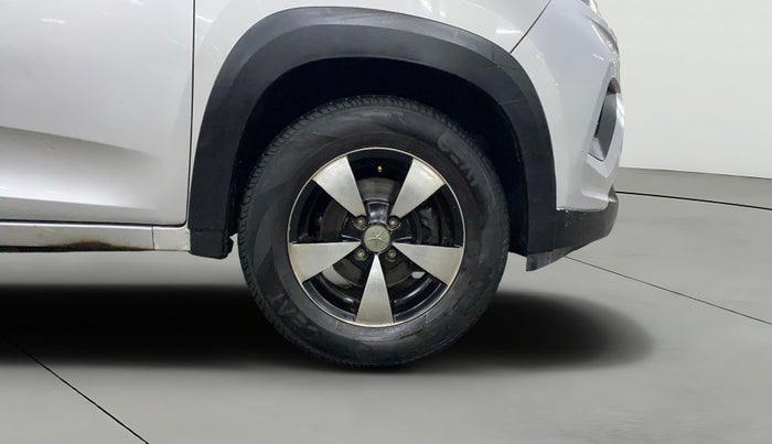 2018 Mahindra KUV 100 NXT K2 D 6S, Diesel, Manual, 68,448 km, Right Front Wheel