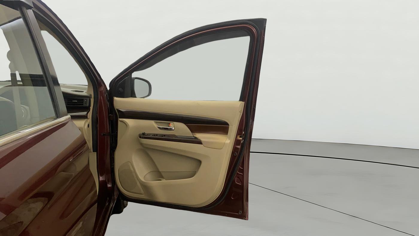 2022 Maruti Ertiga   VXI (O) CNG, CNG, Manual, 53,556 km, RHS Front Door