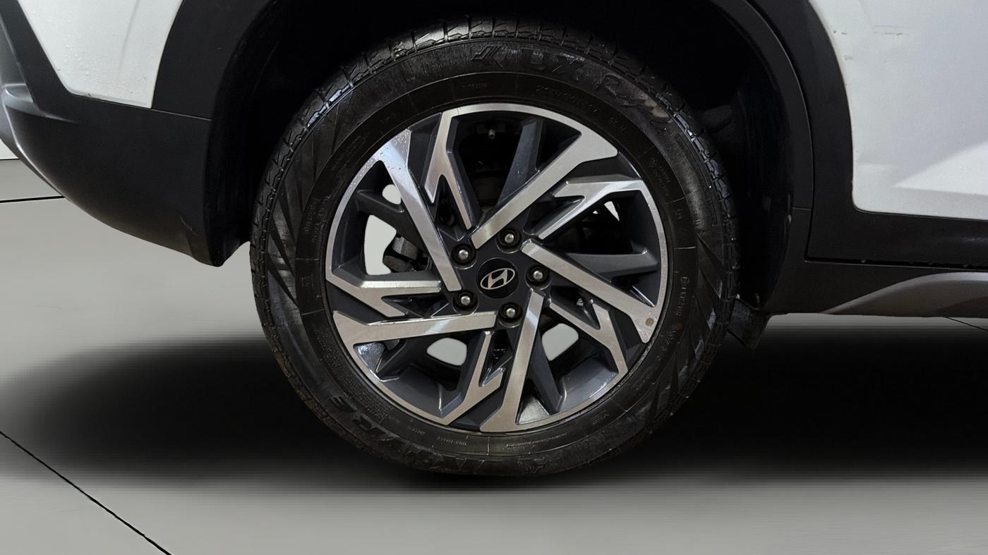 2024 Hyundai Creta SX (O) 1.5 DIESEL, Diesel, Manual, 29,794 km, Right Rear Wheel