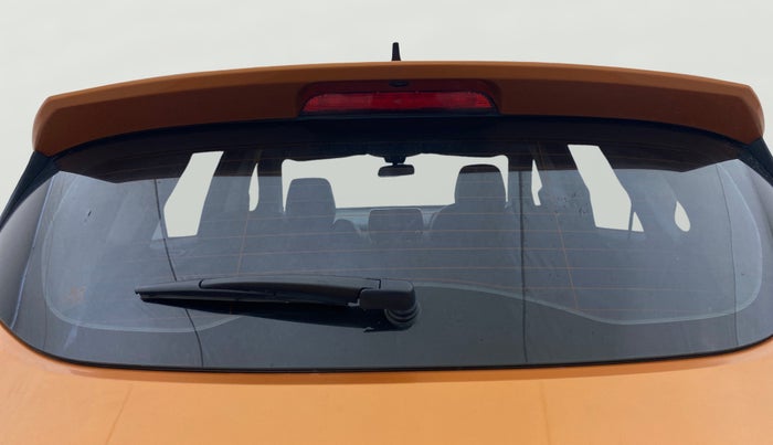 2019 Tata Harrier XZ 2.0L, Diesel, Manual, 61,983 km, Rear Windshield