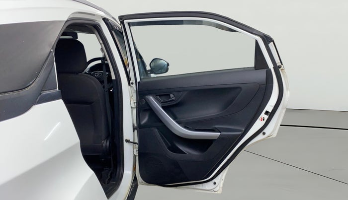 2022 Tata NEXON XM SUNROOF PETROL, Petrol, Manual, 12,782 km, RHS Rear Door