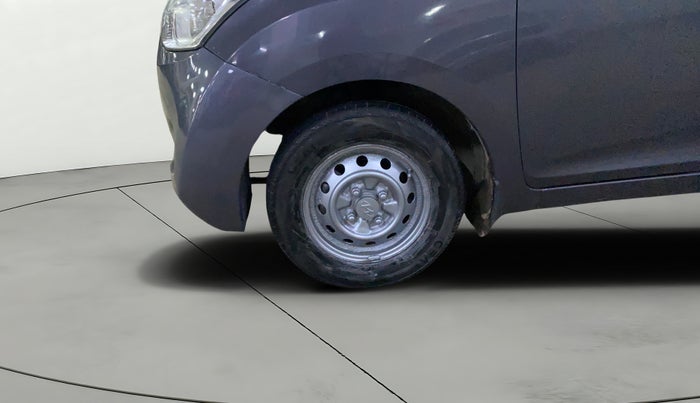 2016 Hyundai Eon ERA +, Petrol, Manual, 17,122 km, Left Front Wheel