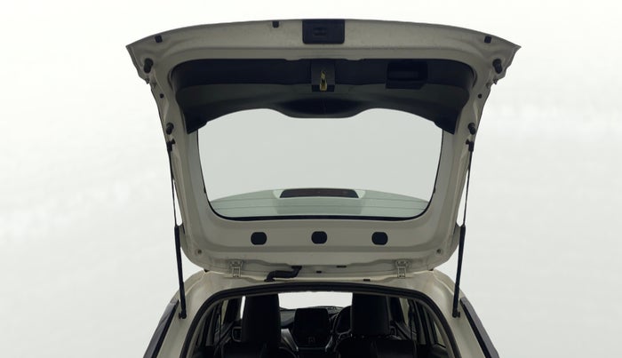 2024 Maruti FRONX DELTA PLUS 1.2MT, Petrol, Manual, 33,765 km, Boot Door Open