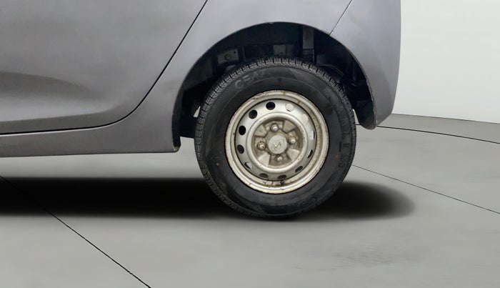 2016 Hyundai Eon D-LITE+, Petrol, Manual, 46,159 km, Left Rear Wheel