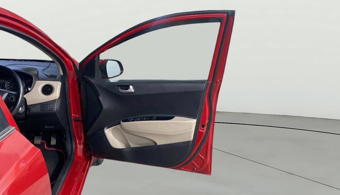 2014 Hyundai Xcent S 1.2, Petrol, Manual, 51,917 km, RHS Front Door