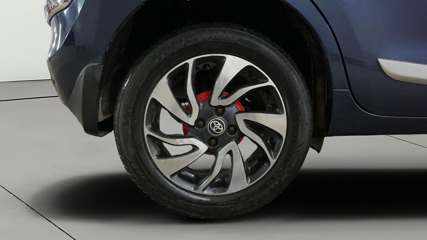 2019 Toyota Glanza V, Petrol, Manual, 60,631 km, Right Rear Wheel