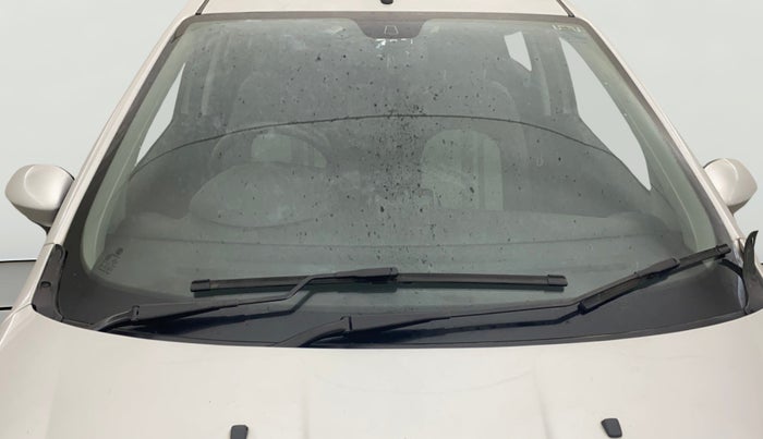 2016 Fiat Avventura EMOTION MULTIJET 1.3, Diesel, Manual, 47,730 km, Front Windshield