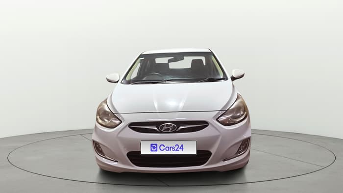 2013 Hyundai Verna FLUIDIC 1.6 VTVT SX, Petrol, Manual, 90,220 km, Front