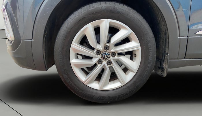 2022 Volkswagen TAIGUN HIGHLINE 1.0 TSI MT, Petrol, Manual, 67,559 km, Left Front Wheel