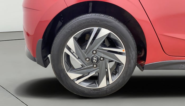 2021 Hyundai NEW I20 ASTA (O) 1.0 TURBO GDI DCT, Petrol, Automatic, 81,780 km, Right Rear Wheel