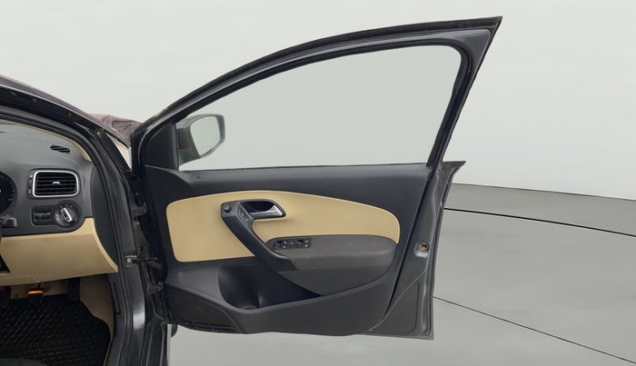 2014 Volkswagen Polo HIGHLINE1.2L, Petrol, Manual, 57,216 km, RHS Front Door