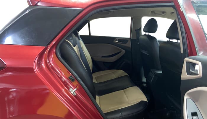 2019 Hyundai Elite i20 SPORTZ PLUS 1.2, Petrol, Manual, 33,793 km, Right Side Rear Door Cabin