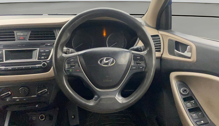 2016 Hyundai Elite i20 MAGNA 1.2, Petrol, Manual, 1,08,138 km, Steering Wheel Close Up