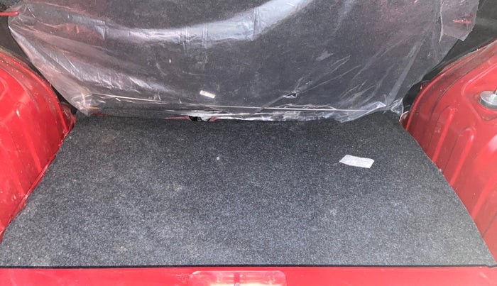 2025 Renault Kwid CLIMBER 1.0 AMT Dual Tone , Petrol, Automatic, 7,516 km, Boot Open Zoomed View