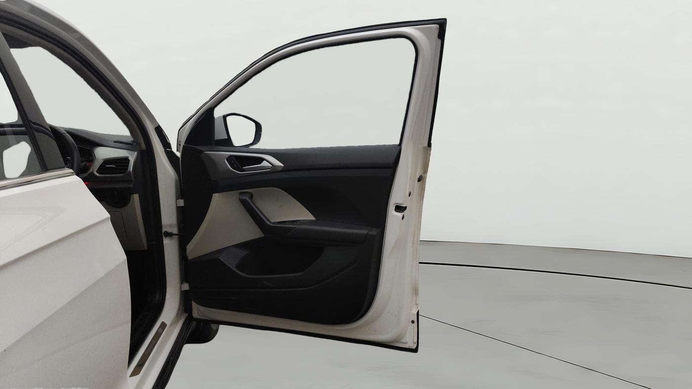2022 Volkswagen TAIGUN GT PLUS 1.5 TSI DSG, Petrol, Automatic, 1,32,188 km, RHS Front Door