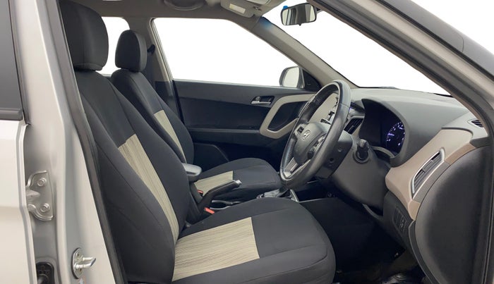 2016 Hyundai Creta SX PLUS AT 1.6 PETROL, Petrol, Automatic, 1,08,587 km, Right Side Front Door Cabin