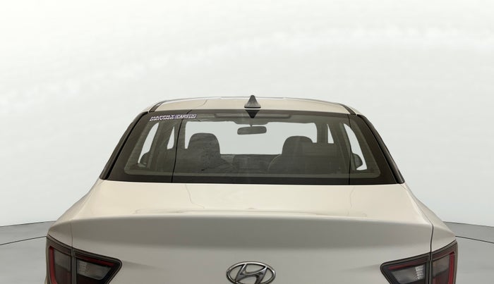 2021 Hyundai AURA SX PLUS 1.2 AMT, Petrol, Automatic, 20,257 km, Rear Windshield