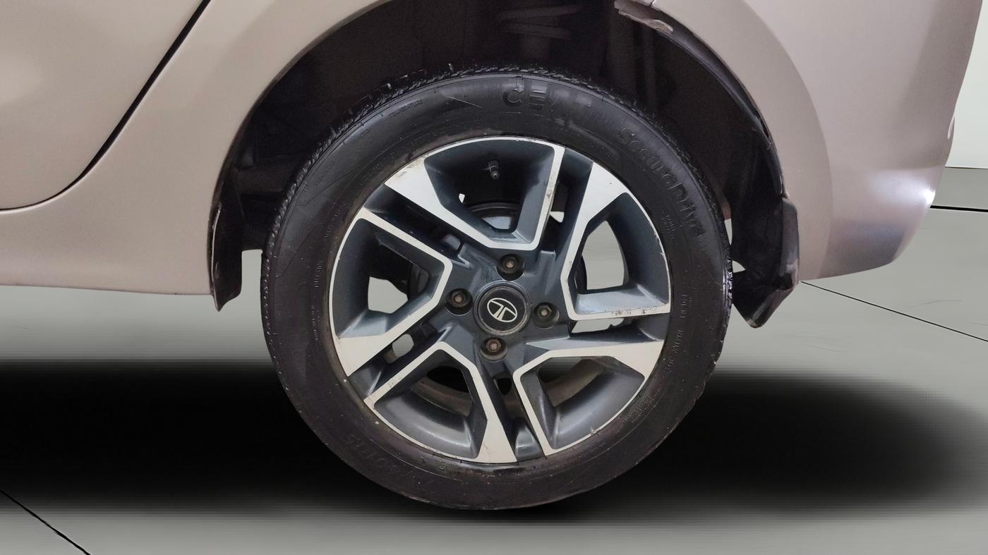 2018 Tata TIGOR XZ PLUS PETROL, Petrol, Manual, 39,777 km, Left Rear Wheel