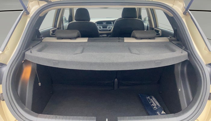 2015 Hyundai Elite i20 ASTA 1.4 CRDI, Diesel, Manual, 74,077 km, Boot Open Zoomed View