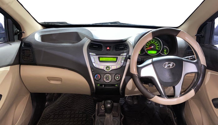 2015 Hyundai Eon SPORTZ, Petrol, Manual, 33,877 km, Dashboard