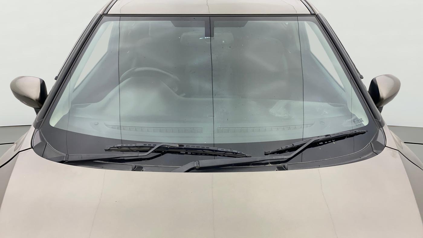 2020 Toyota Glanza V, Petrol, Manual, 60,189 km, Front Windshield