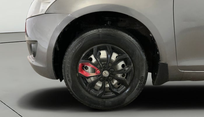 2014 Maruti Swift LXI, Petrol, Manual, 44,071 km, Left Front Wheel
