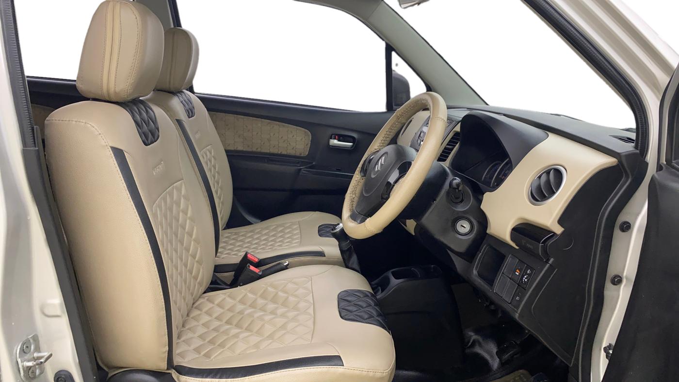 2017 Maruti Wagon R 1.0 VXI, Petrol, Manual, 72,899 km, Right Side Front Door Cabin