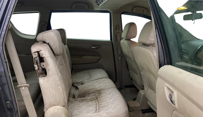 2015 Maruti Ertiga VXI CNG, CNG, Manual, 1,27,916 km, Right Side Rear Door Cabin