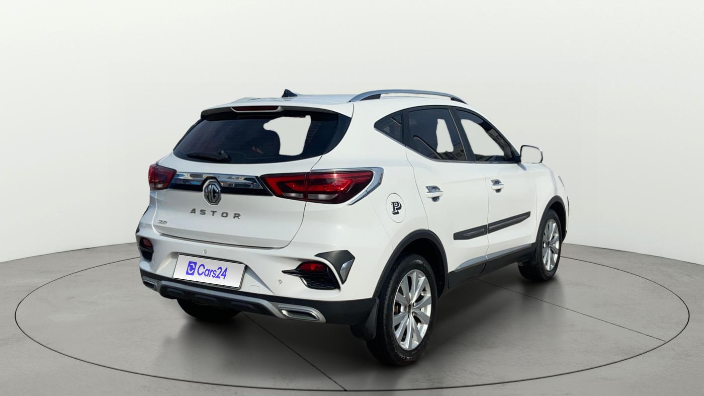 2022 MG ASTOR SUPER 1.5 MT, Petrol, Manual, 44,904 km, Right Back Diagonal
