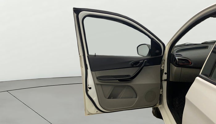 2018 Tata Tiago WIZZ EDITION PETROL, Petrol, Manual, 61,883 km, LHS Front Door