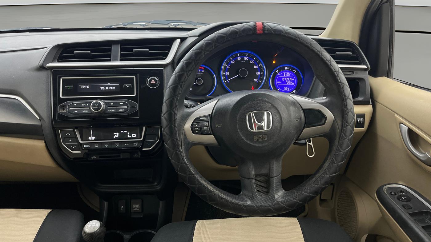 2016 Honda Amaze 1.2L I-VTEC SX, Petrol, Manual, 73,939 km, Steering Wheel Close Up