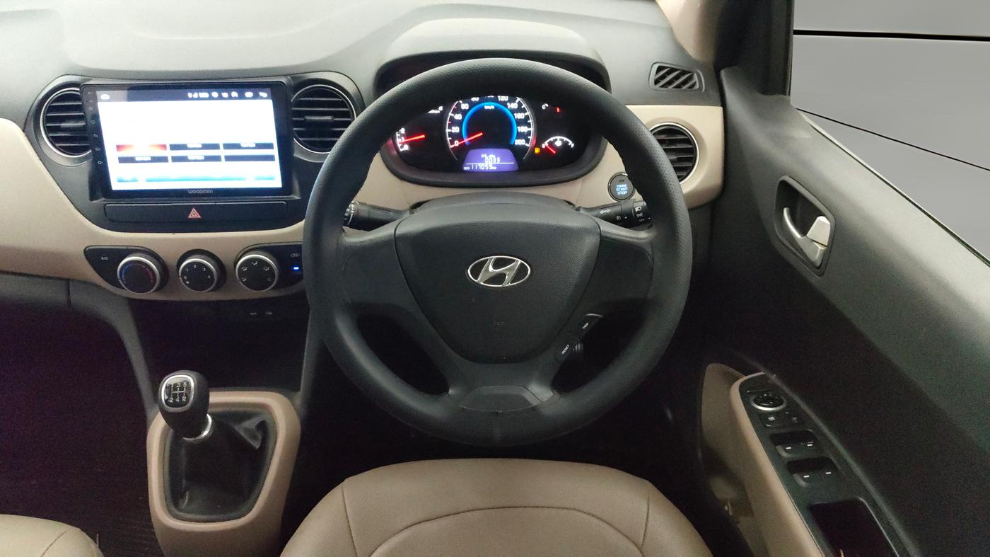 2013 Hyundai Grand i10 SPORTZ 1.2 KAPPA VTVT, Petrol, Manual, 1,17,049 km, Steering Wheel Close Up