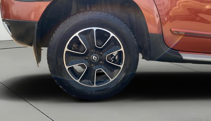 2016 Renault Duster 110 PS RXZ 4X4 MT DIESEL, Diesel, Manual, 1,11,247 km, Right Rear Wheel