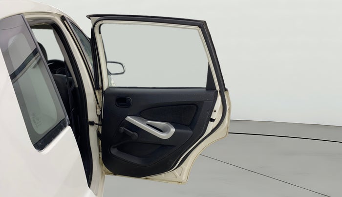 2013 Ford Figo ZXI 1.4 DIESEL, Diesel, Manual, 1,35,833 km, RHS Rear Door