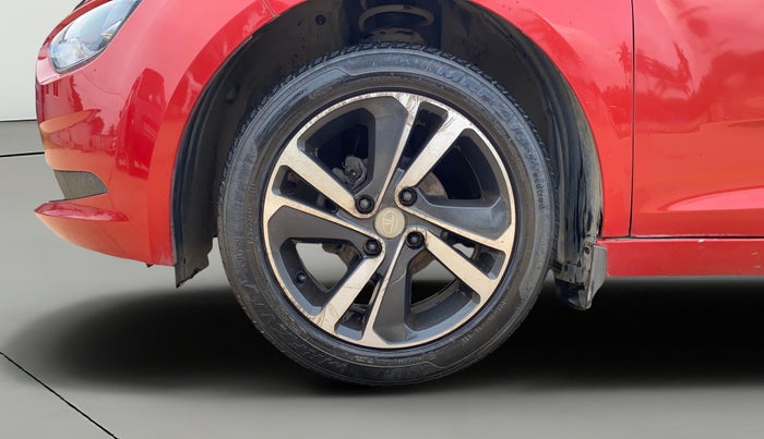 2020 Tata ALTROZ XZ PETROL, Petrol, Manual, 60,152 km, Left Front Wheel