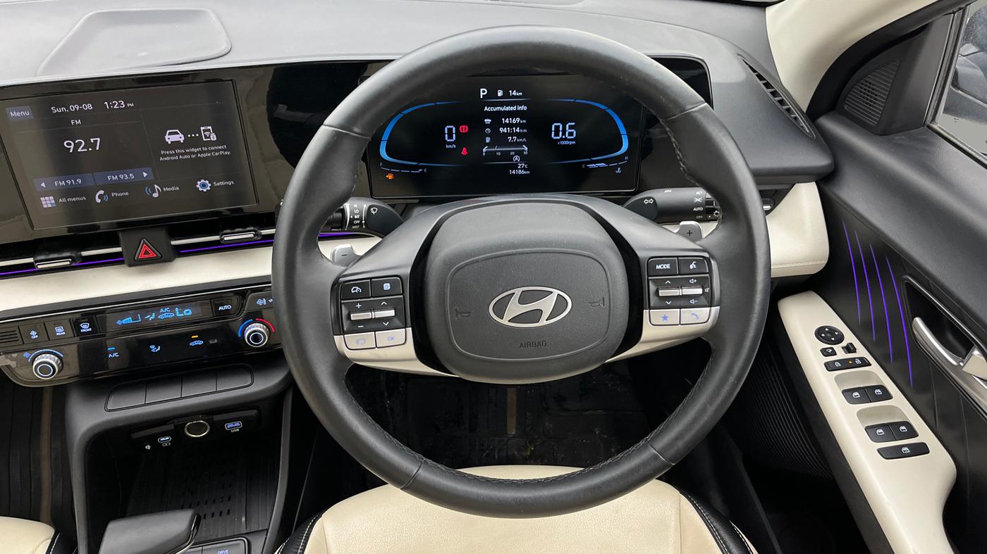 2023 Hyundai Verna  SX 1.5 MPI IVT, Petrol, Automatic, 14,186 km, Steering Wheel Close Up