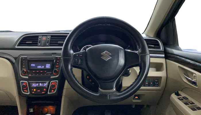 2016 Maruti Ciaz VXI+, Petrol, Manual, 43,005 km, Steering Wheel Close Up