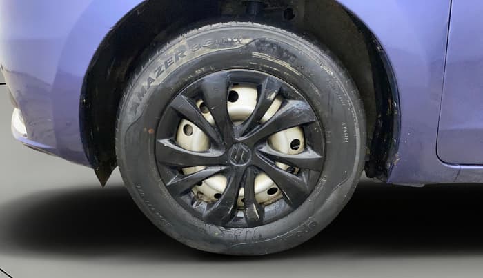 2020 Maruti Dzire LXI, CNG, Manual, 32,076 km, Left Front Wheel