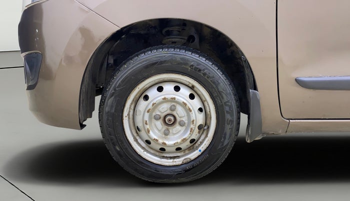 2018 Maruti Wagon R 1.0 LXI CNG, CNG, Manual, 97,067 km, Left Front Wheel