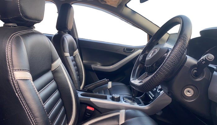 2020 Tata NEXON XMA PETROL, Petrol, Automatic, 68,631 km, Right Side Front Door Cabin