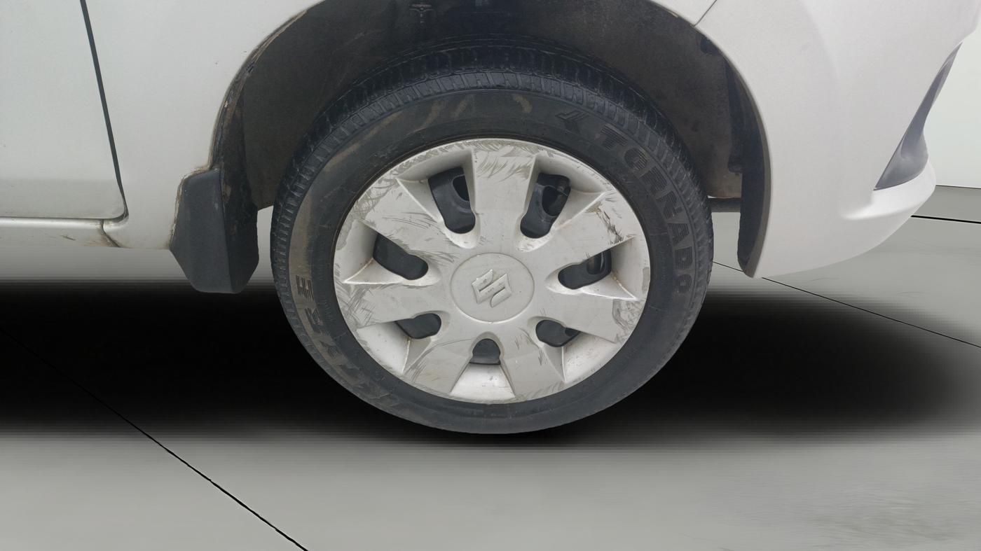 2018 Maruti Alto K10 VXI, Petrol, Manual, 22,451 km, Right Front Wheel