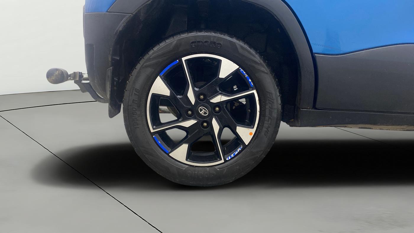 2022 Tata PUNCH CREATIVE  AMT, Petrol, Automatic, 21,322 km, Right Rear Wheel