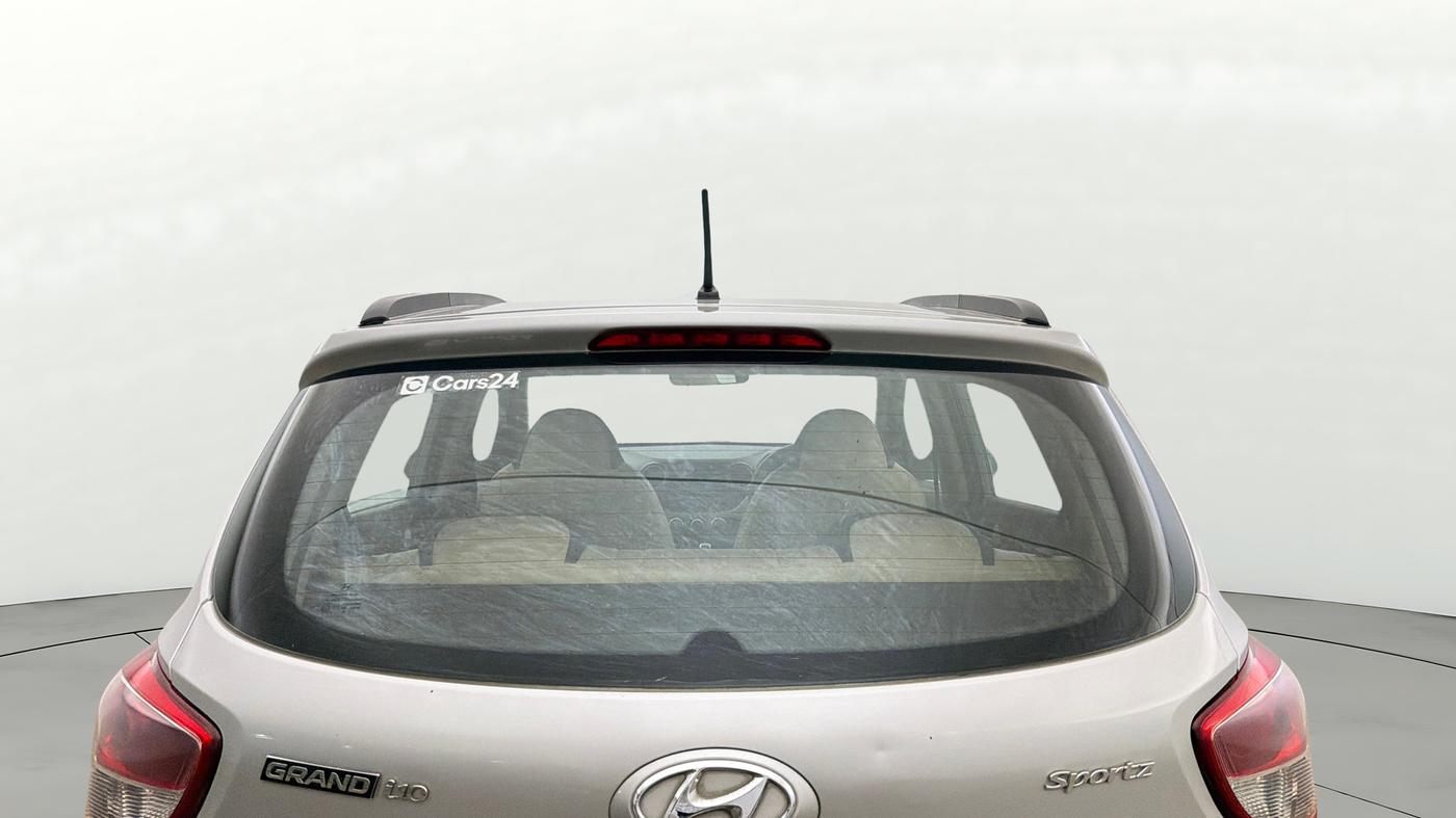2016 Hyundai Grand i10 SPORTZ 1.2 KAPPA VTVT, Petrol, Manual, 45,553 km, Rear Windshield